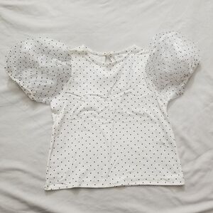 Zara nwot  polka dot Top with puff sleeves size 6 (F7)